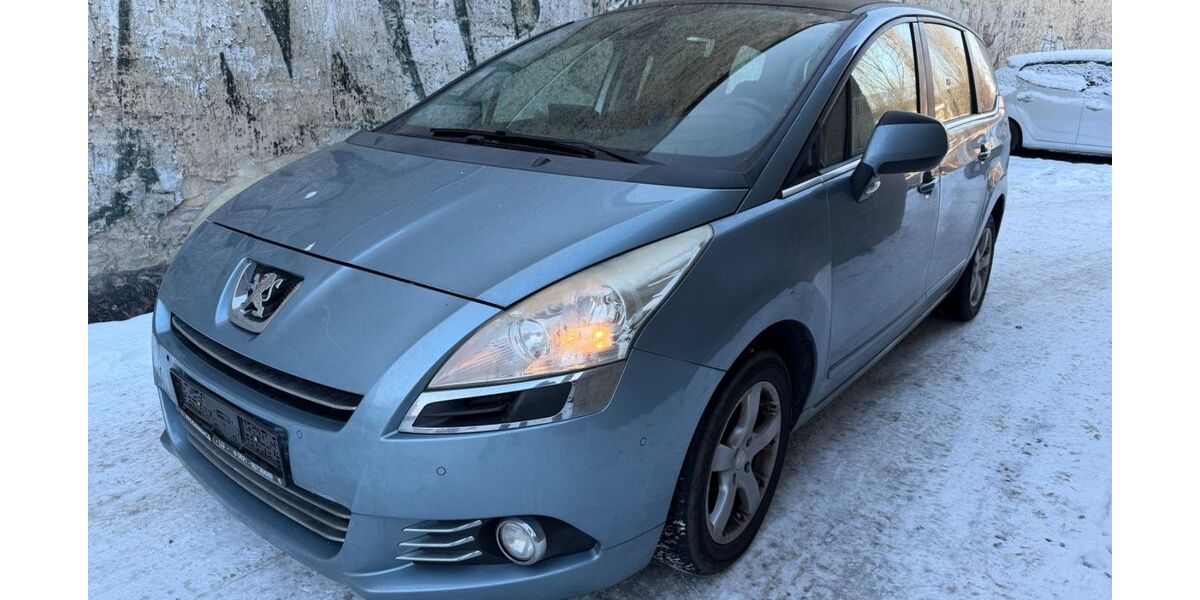 Peugeot 5008 176.000 km 1.950 &euro; Berlin 10245