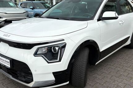 Kia Niro 32.200 km 26.900 &euro; Remagen - Rolandseck 53424