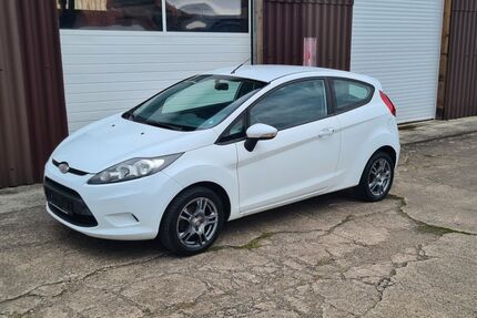 Ford Fiesta 213.000 km 2.490 &euro; Kalefeld-Echte 37589
