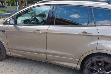Ford Kuga 94.000 km 12.900 &euro; Brachbach 57555