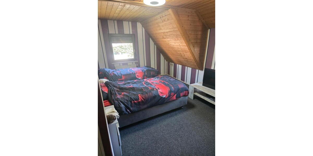 Mehrfamilienhaus, Wohnhaus Karlstadt - 11 Zimmer, 220 m&sup2;, 325.000&euro; | Angebot:25976551