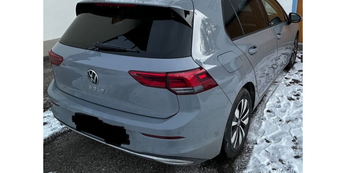 VW Golf 36.500 km 21.900 &euro; Siegsdorf 83313