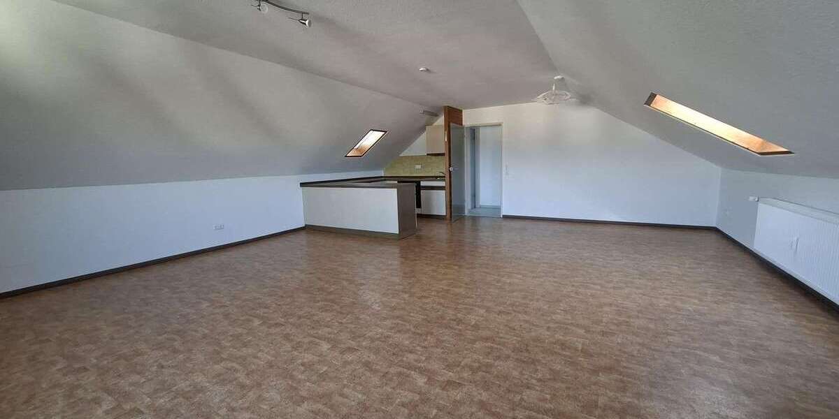 Etagenwohnung Bischofsheim - 1 Zimmer, 42 m&sup2;, 490&euro; | Angebot:25625493