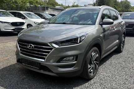 Hyundai TUCSON 116.000 km 16.999 &euro; Wiesbaden 65197