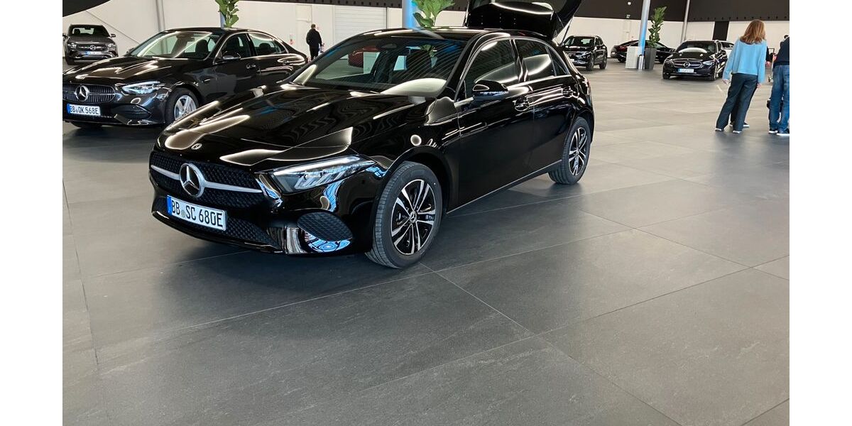 Mercedes-Benz A 250 25.000 km 39.990 &euro; Böblingen 71034