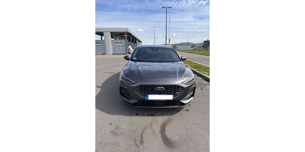 Ford Focus 40.000 km 34.999 &euro; Schorndorf 73614