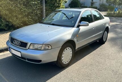 Audi A4 171.856 km 3.800 &euro; Köln 50825