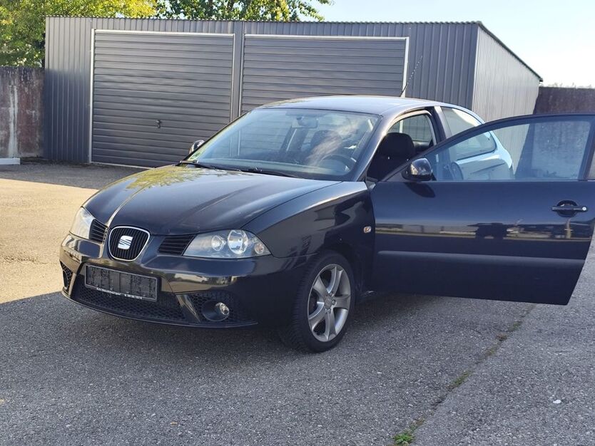 Seat Ibiza 127.000 km 2.900 € Schwabhausen 85247