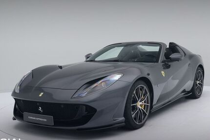 Ferrari 812 4.947 km 439.900 € Hamburg 22143