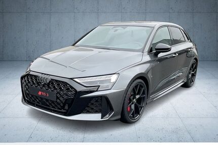 Audi RS3 9.900 km 69.480 &euro; Regensburg 93059