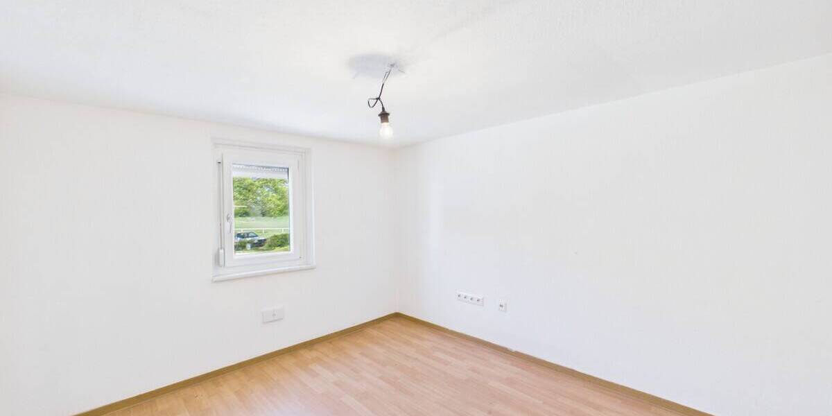 Einfamilienhaus Oberndorf am Neckar / Aistaig Aistaig - 7 Zimmer, 100 m&sup2;, 169.000&euro; | Angebot:26695564