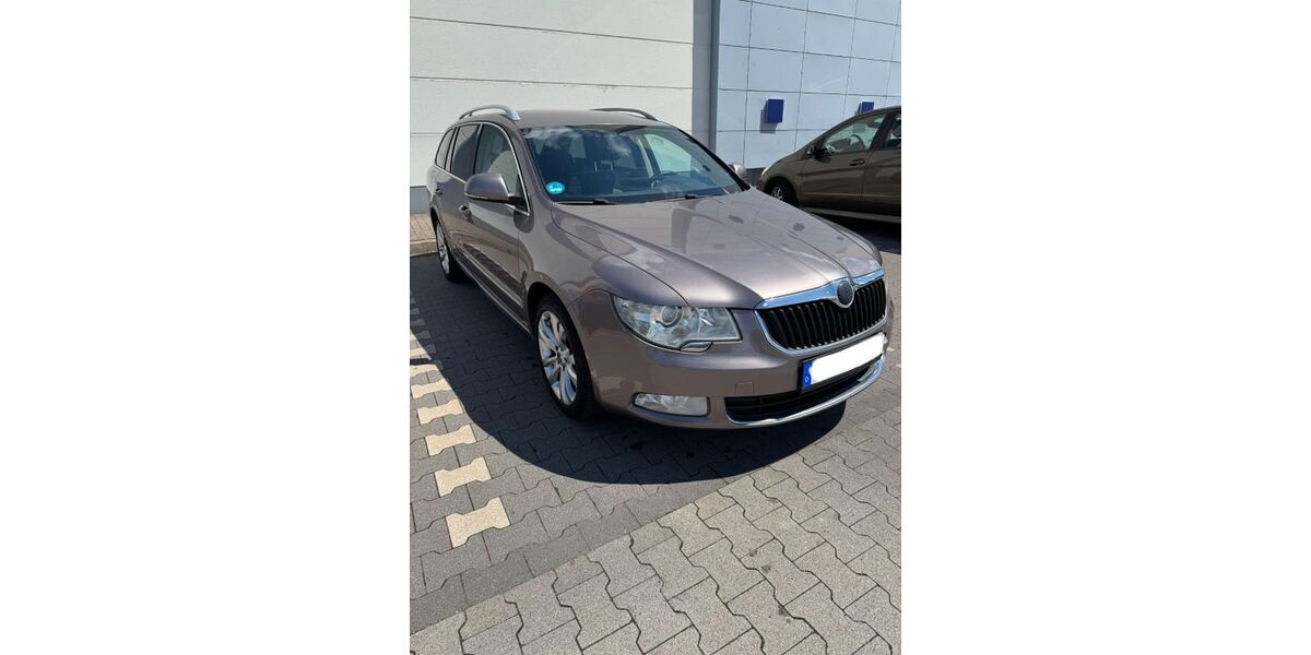 Skoda Superb 177.000 km 4.750 &euro; Hannover 30449