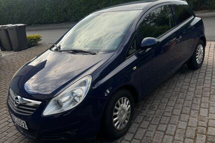 Opel Corsa 113.600 km 1.990 &euro; Trappenkamp 24610
