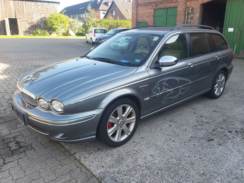 Jaguar X-Type 228.400 km 1.100 € Kisdorf 24629