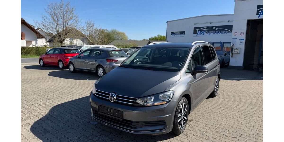 VW Touran 125.000 km 15.799 &euro; Löhnberg 35792