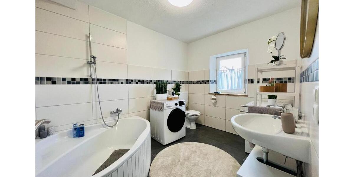 Erdgeschoßwohnung Bad Staffelstein - 2.5 Zimmer, 75 m&sup2;, 600&euro; | Angebot:26232826