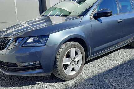 Skoda Octavia 156.800 km 11.900 &euro; Bad Mergentheim (Wachbach) 97980