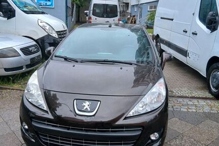 Peugeot 207 105.000 km 4.990 &euro; Berlin 12105