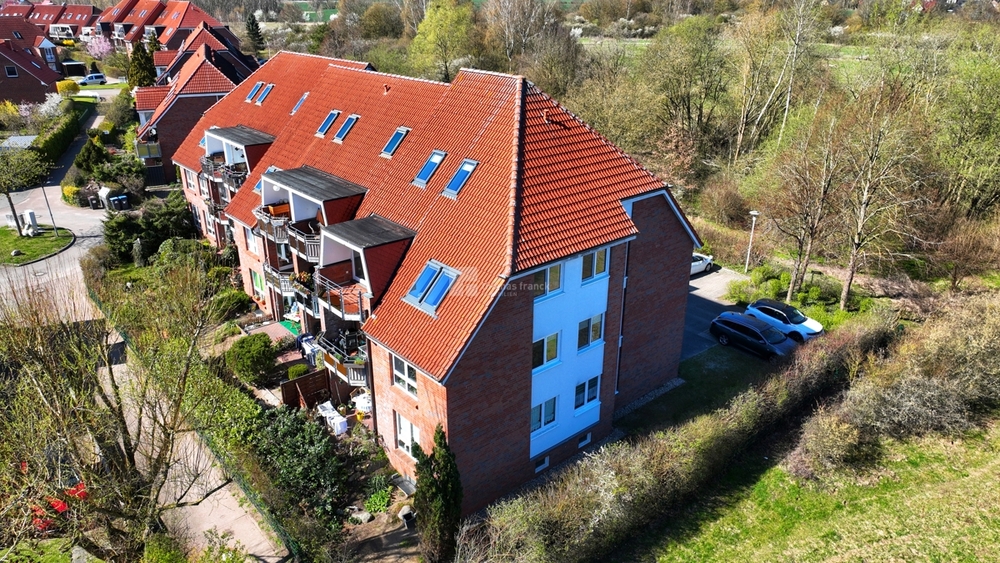 Wohnen wie im eigenen Haus: Lichtdurchflutete Maisonette mit USP und 180°-Schwerin-Panorama - Maisonettenwohnung Schwerin Friedrichsthal | Angebot:25637386