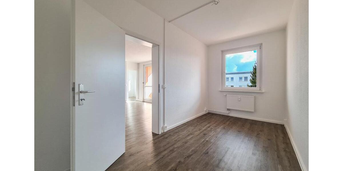 Etagenwohnung Freiberg - 4 Zimmer, 80 m&sup2;, 439&euro; | Angebot:26635383