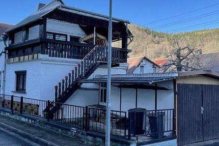 Haus Sitzendorf - 6 Zimmer, 137 m&sup2;, 85.000&euro; | Angebot:24024936