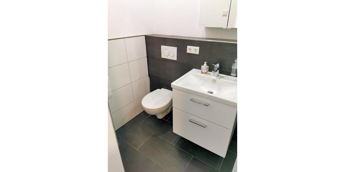 Etagenwohnung Saarbrücken - 1 Zimmer, 21 m&sup2;, 450&euro; | Angebot:26178321