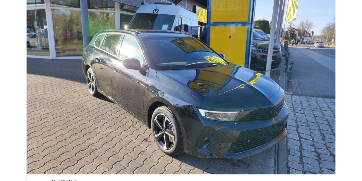 Opel Astra 12.450 km 25.900 &euro; Zossen 15806