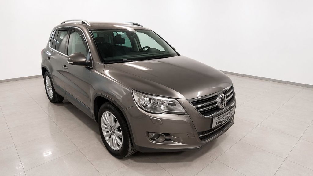 VW Tiguan 187.000 km 8.370 &euro; Rostock 18106