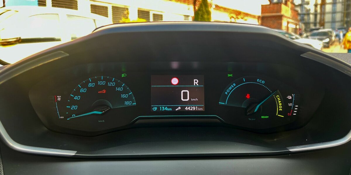 Peugeot 208 e- Active Pack*SHZ*NAVI*Tempo*LED*PDC* 47.070 km 12.990 &euro; Berlin 13187