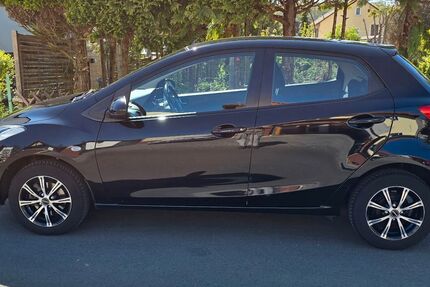 Mazda 2 42.000 km 6.500 &euro; Fuldabrück 34277