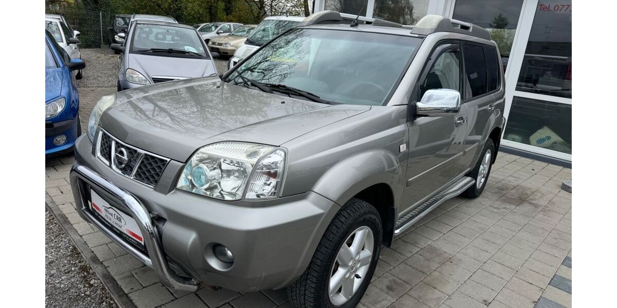 Nissan X-Trail 192.000 km 1.900 &euro; Singen 78224