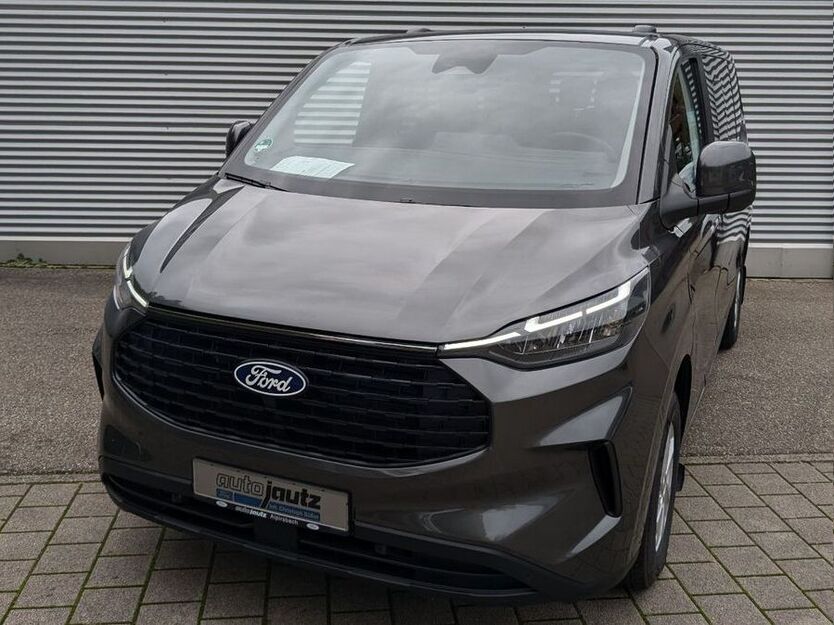 Ford Tourneo Custom 21.500 km 41.990 € Alpirsbach 72275