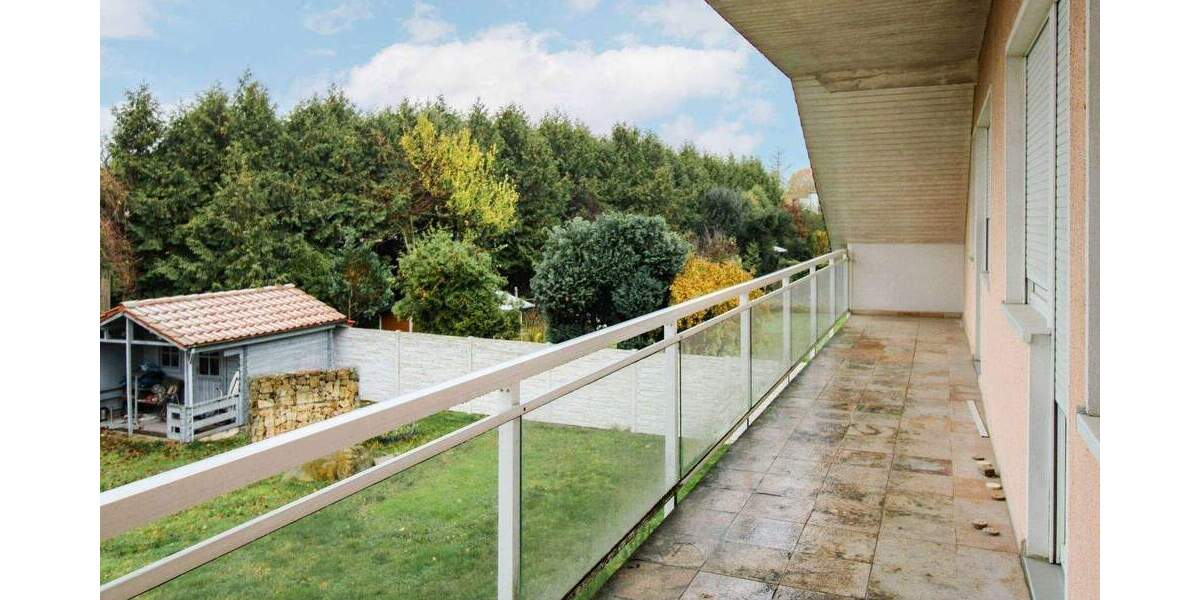 Großzügiges 8-Zi. Haus plus Bungalow, Wintergarten, Garage, 2 Carports in Braunschweig Weststadt 8 zimmer