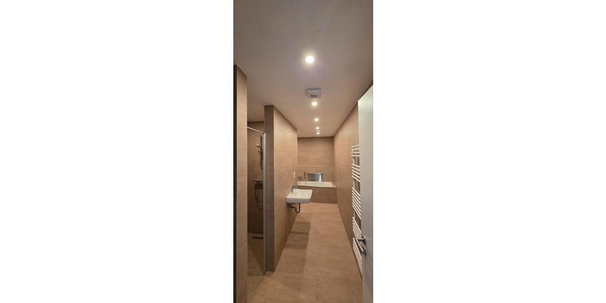Etagenwohnung Pasewalk - 2 Zimmer, 81 m&sup2;, 1.053&euro; | Angebot:26562923