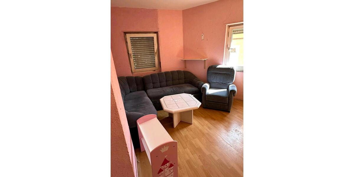 Reihenhaus Nußbach - 6 Zimmer, 150 m&sup2;, 60.000&euro; | Angebot:27054192