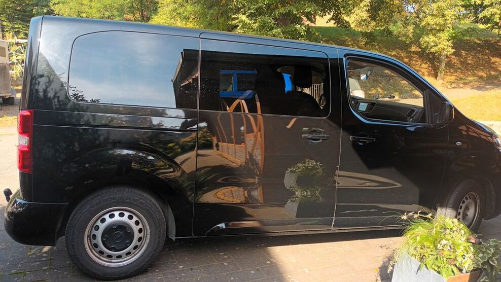 Opel Vivaro 73.000 km 21.500 € Waldkappel 37284