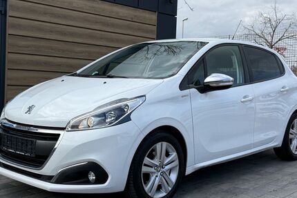 Peugeot 208 122.000 km 6.490 &euro; Baden-Württemberg - Nagold 72202