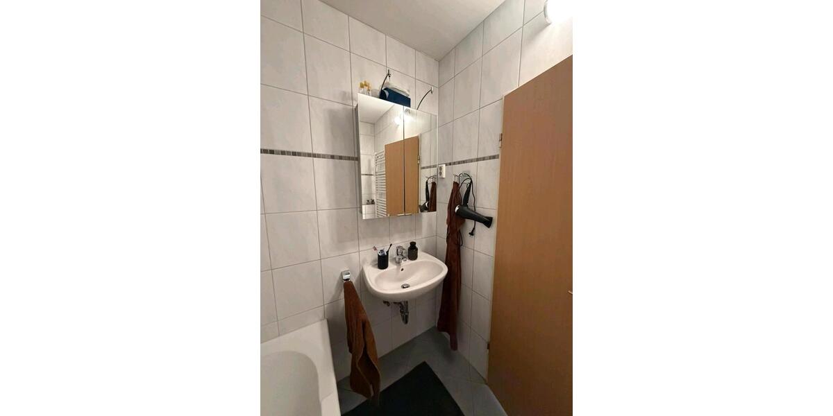 Dachgeschoßwohnung Achim - 3 Zimmer, 60 m&sup2;, 700&euro; | Angebot:26355850