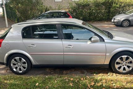 Opel Insignia 175.000 km 800 &euro; Heilbronn 74076