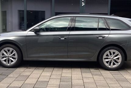 Skoda Octavia 23.208 km 31.950 € Schmallenberg-Niederberndorf 57392