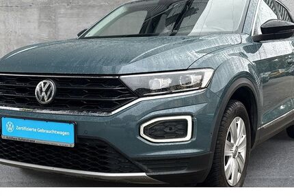 VW T-Roc 45.445 km 17.920 € Halle (Saale) 06110