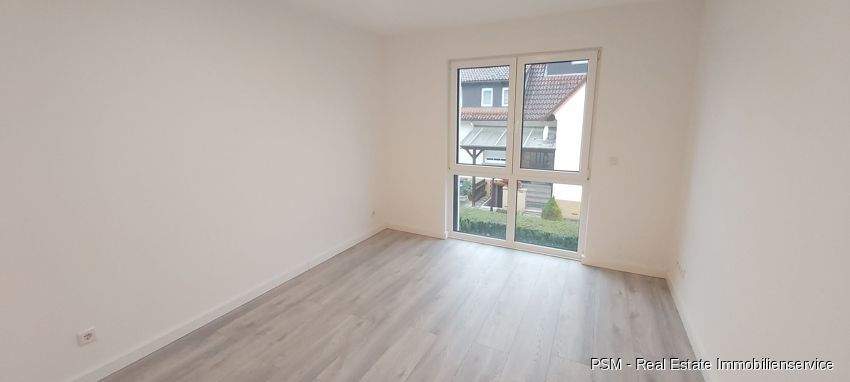 Reihenmittelhaus Flörsheim / Weilbach Weilbach - 6 Zimmer, 221 m&sup2;, 2.800&euro; | Angebot:25678837