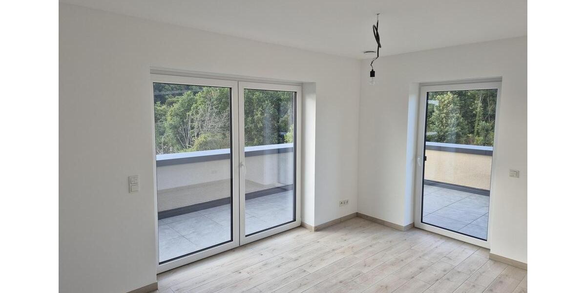 Einfamilienhaus Wadern - 2 Zimmer, 89 m&sup2;, 1.100&euro; | Angebot:25988746