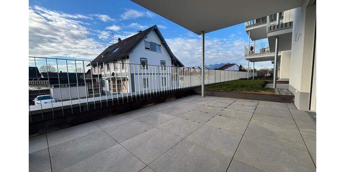 Etagenwohnung Friedrichshafen Kluftern - 3 Zimmer, 94 m&sup2;, 1.330&euro; | Angebot:25601583