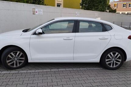 Hyundai i30 67.800 km 12.900 &euro; Würzburg 97084