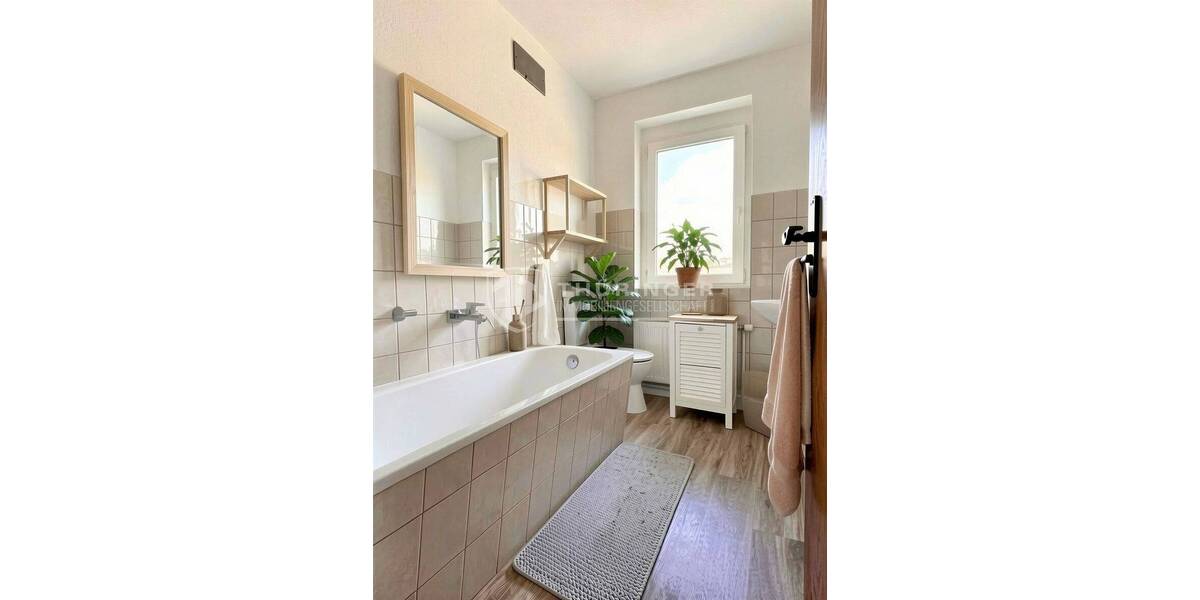 Etagenwohnung Gera Innenstadt - 2 Zimmer, 59 m&sup2;, 54.900&euro; | Angebot:26450422