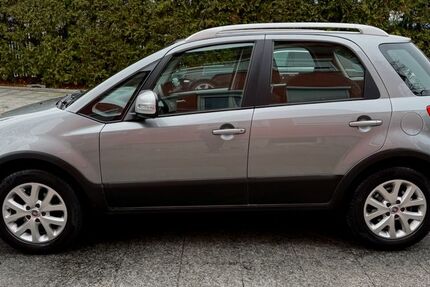 Fiat Sedici 116.000 km 5.980 &euro; München 81827