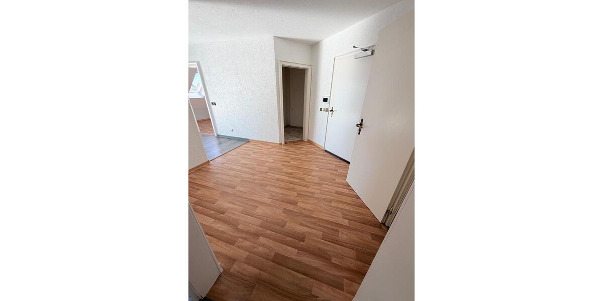 Etagenwohnung Damme - 4 Zimmer, 96 m&sup2;, 1.250&euro; | Angebot:26406026