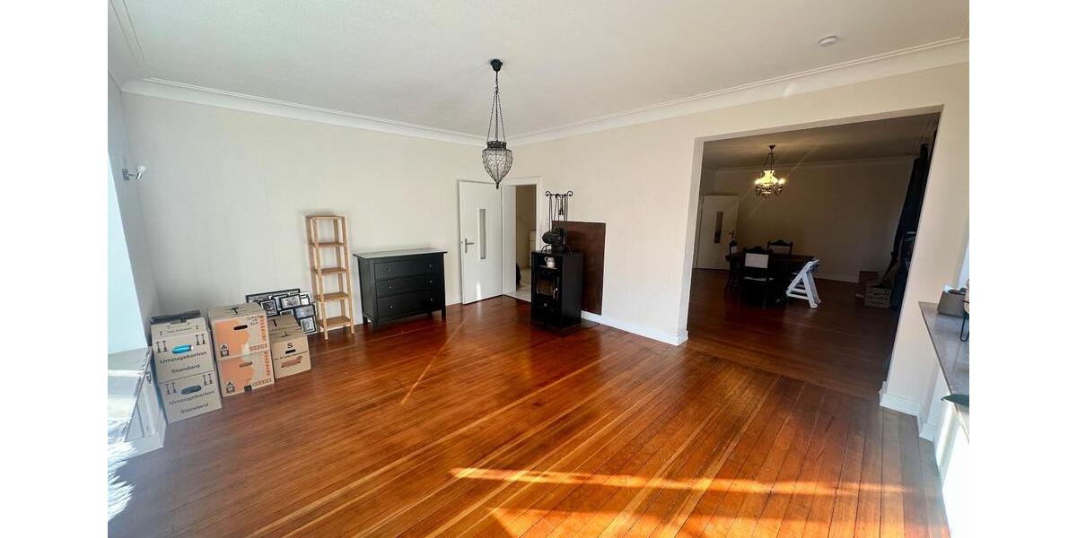 Rodenhof 4-5 Zimmer Altbau Wohnung mit Garten Terrasse WG möglich 5 zimmer