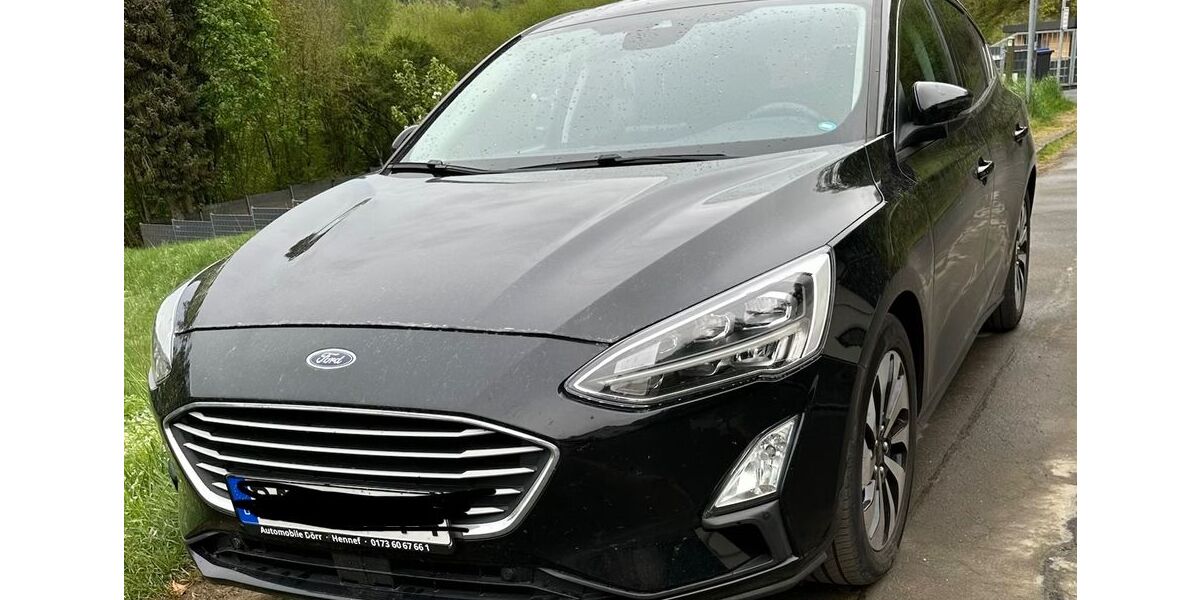 Ford Focus 93.500 km 15.250 &euro; Daun 54550